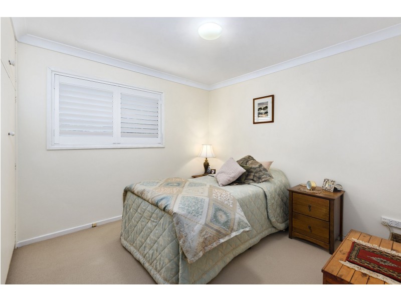 3 Range Street, Mount Lofty QLD 4350