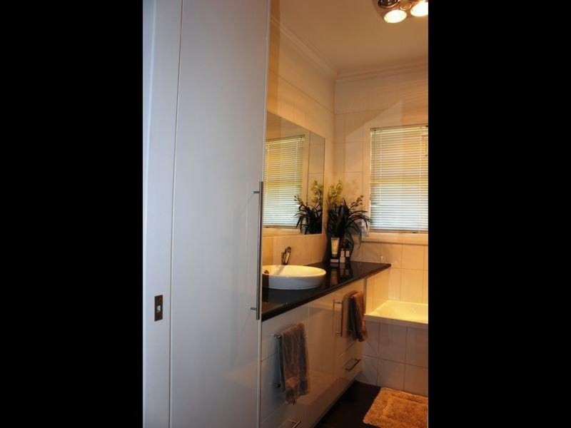 39 Gladstone Street, Newtown QLD 4350