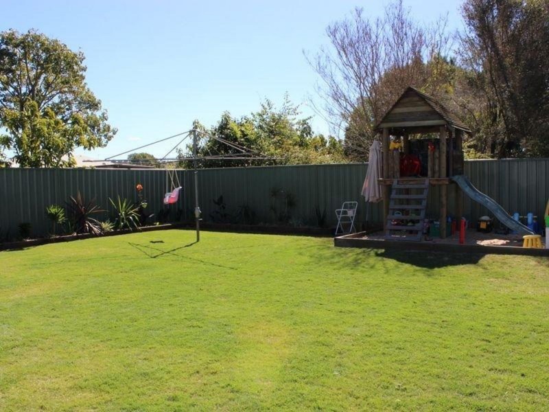 39 Gladstone Street, Newtown QLD 4350