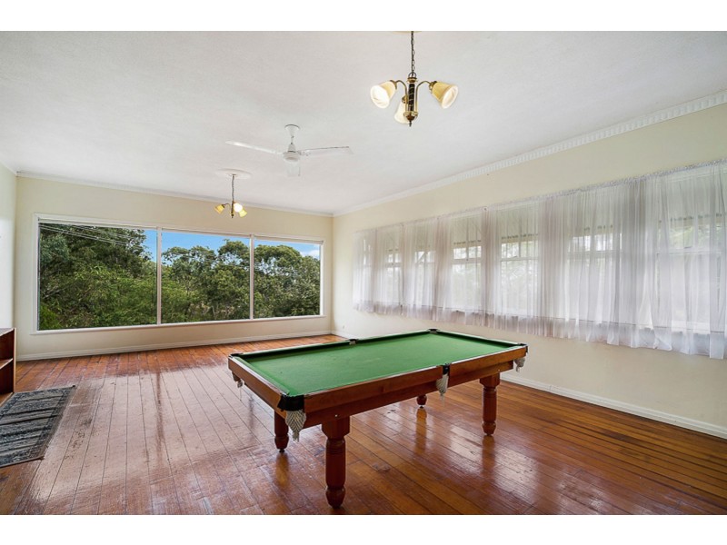 14 Rowland Court, Gowrie Mountain QLD 4350