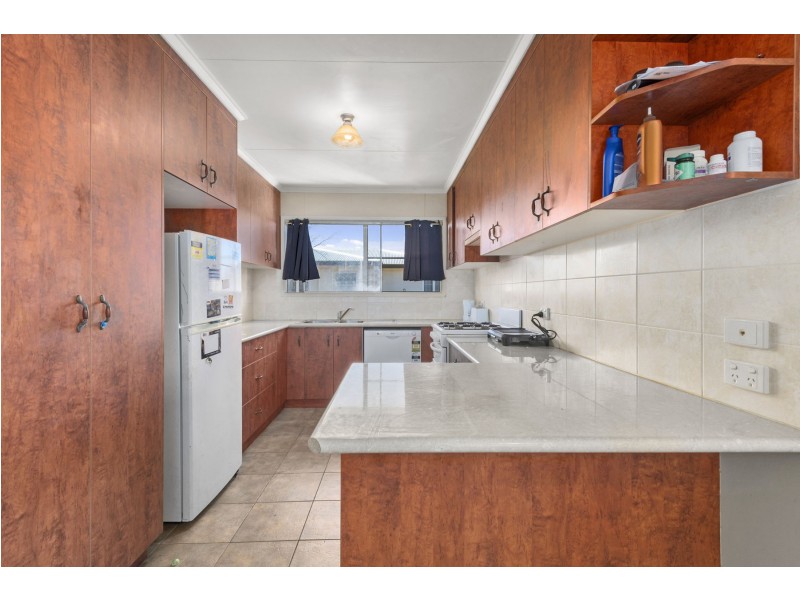 13 James Street, Oakey QLD 4401