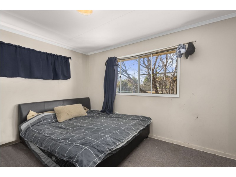 13 James Street, Oakey QLD 4401