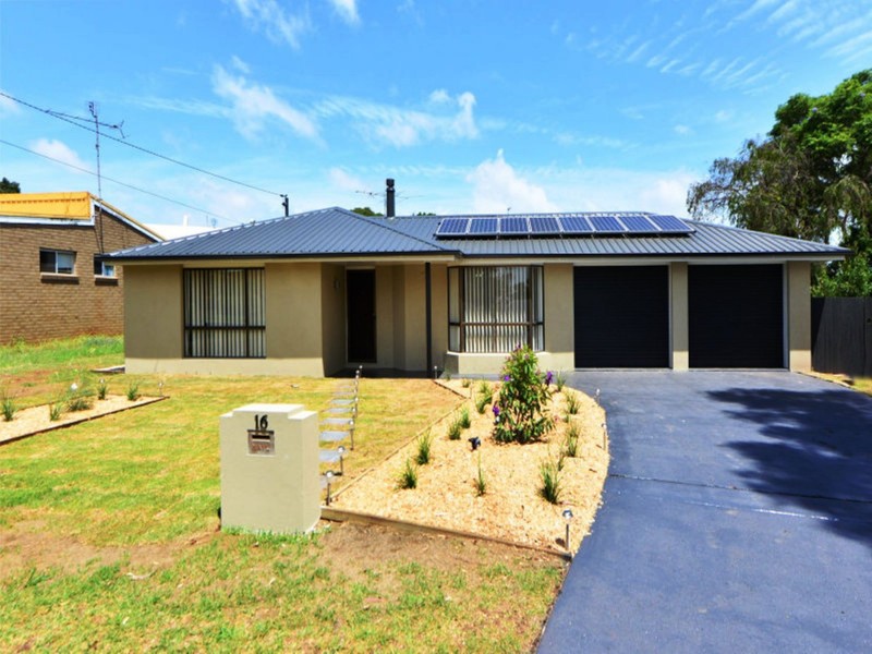 16 Crosby Street, Darling Heights QLD 4350