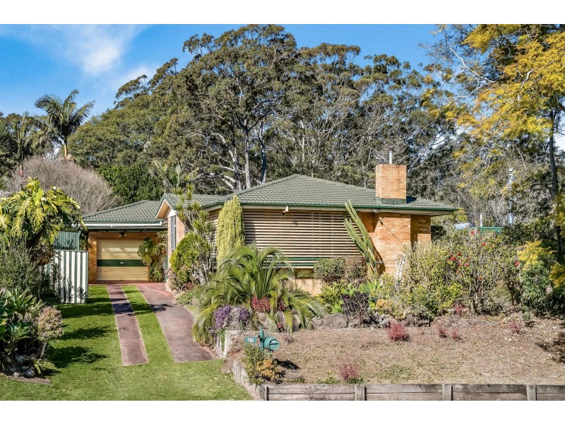 56 Stuart Street, Mount Lofty QLD 4350