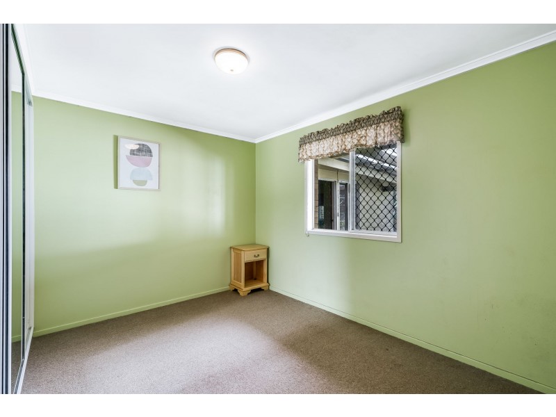 56 Stuart Street, Mount Lofty QLD 4350