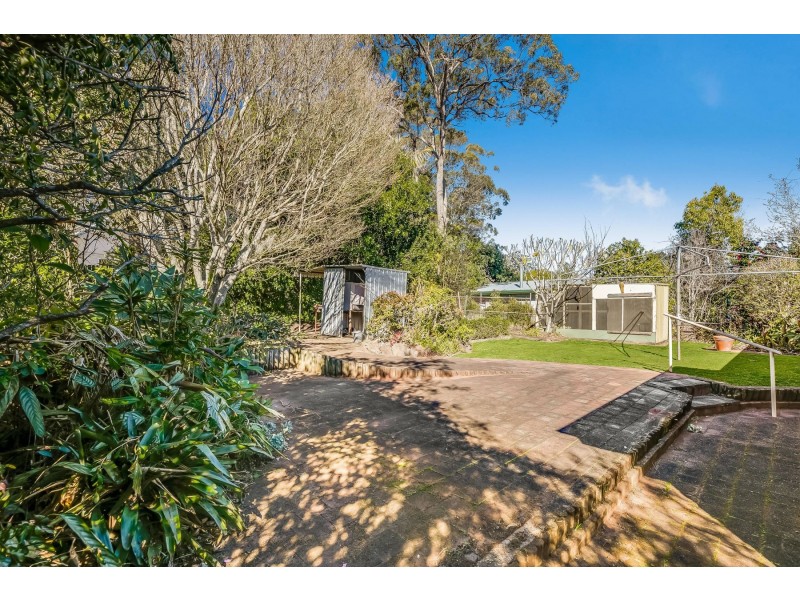 56 Stuart Street, Mount Lofty QLD 4350