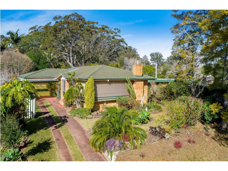 56 Stuart Street, Mount Lofty QLD 4350
