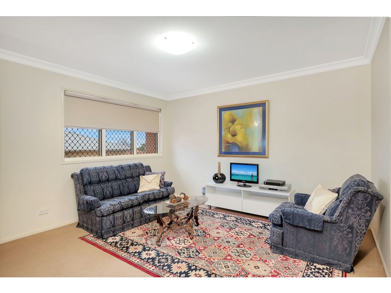 2/353 Greenwattle Street, Wilsonton QLD 4350