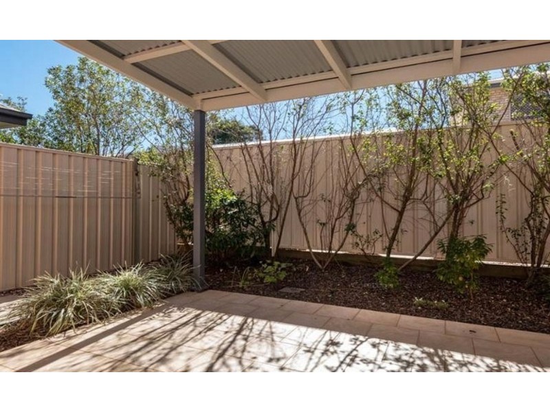 2/353 Greenwattle Street, Wilsonton QLD 4350