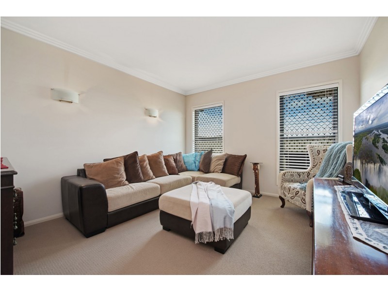 24 Wellington Street, Wyreema QLD 4352