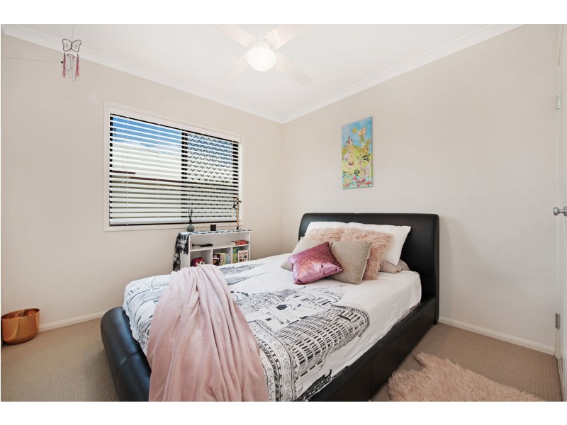 24 Wellington Street, Wyreema QLD 4352