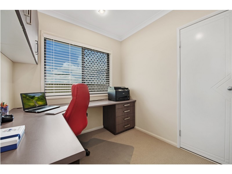 24 Wellington Street, Wyreema QLD 4352