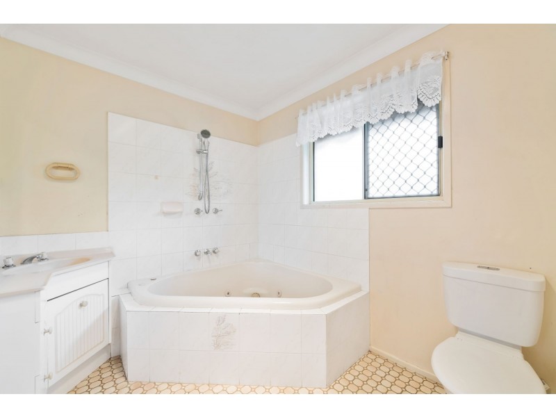 6 Crockers Road, Westbrook QLD 4350