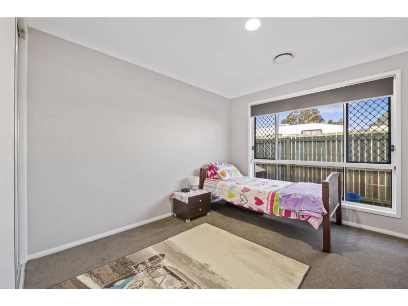 10 Harth Street, Goombungee QLD 4354