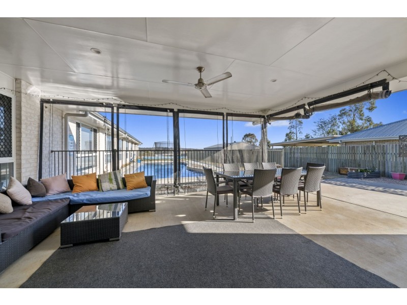 10 Harth Street, Goombungee QLD 4354