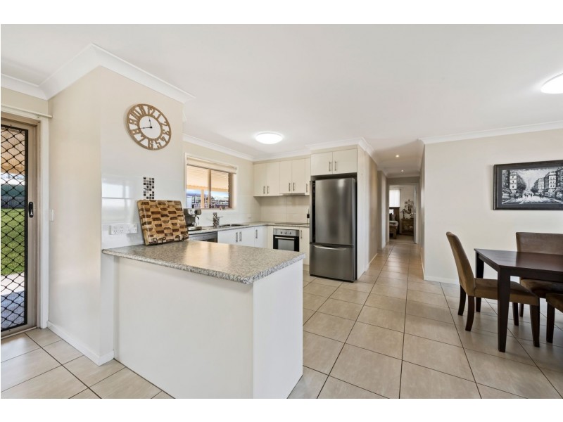 5 Bunkers Hill School Road, Westbrook QLD 4350