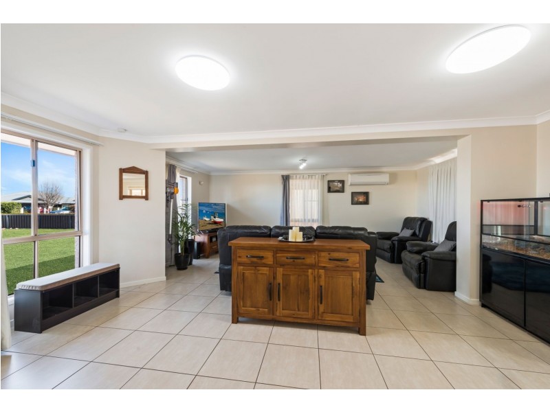 5 Bunkers Hill School Road, Westbrook QLD 4350