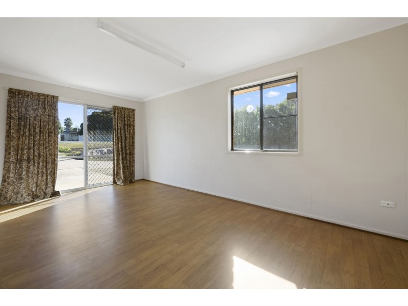 128 Main Street, Westbrook QLD 4350