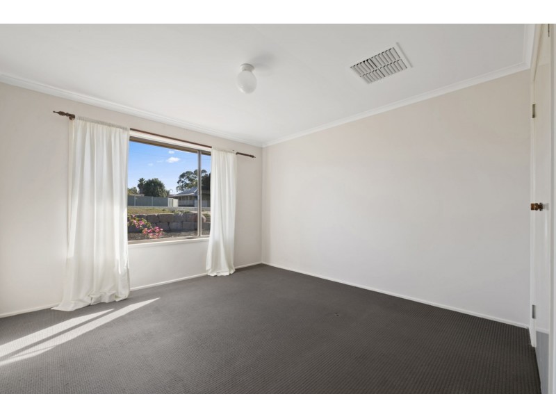 128 Main Street, Westbrook QLD 4350