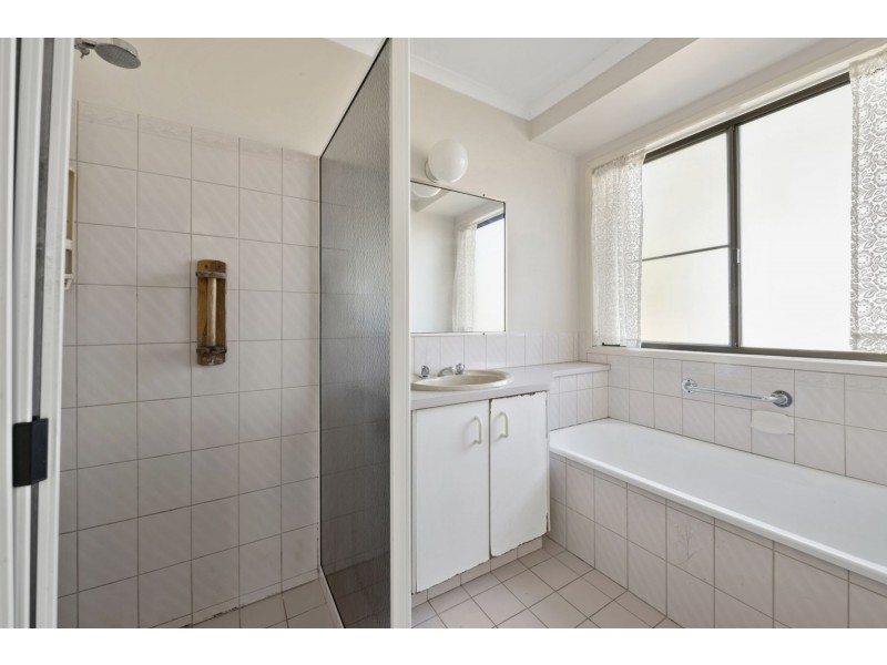 128 Main Street, Westbrook QLD 4350