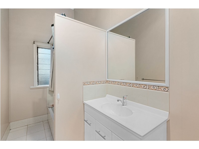 145 Mocatta Street, Goombungee QLD 4354