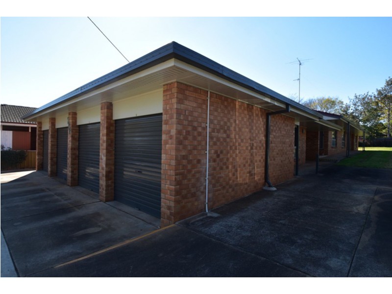 4/756 Ruthven Street, South Toowoomba QLD 4350