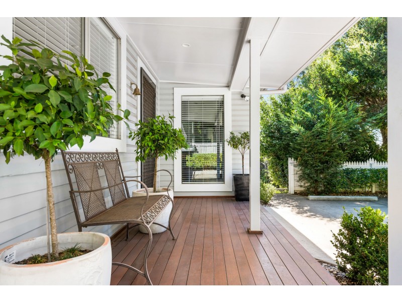 1A Gladstone Street, Newtown QLD 4350