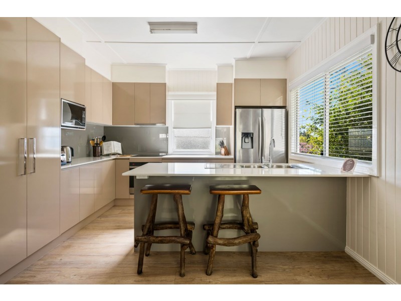 1A Gladstone Street, Newtown QLD 4350