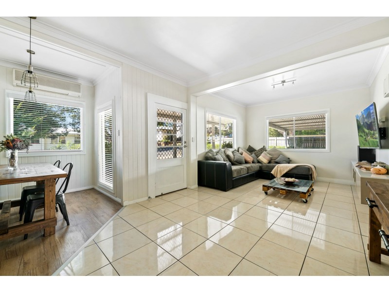 1A Gladstone Street, Newtown QLD 4350
