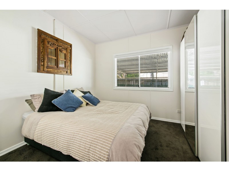 1A Gladstone Street, Newtown QLD 4350