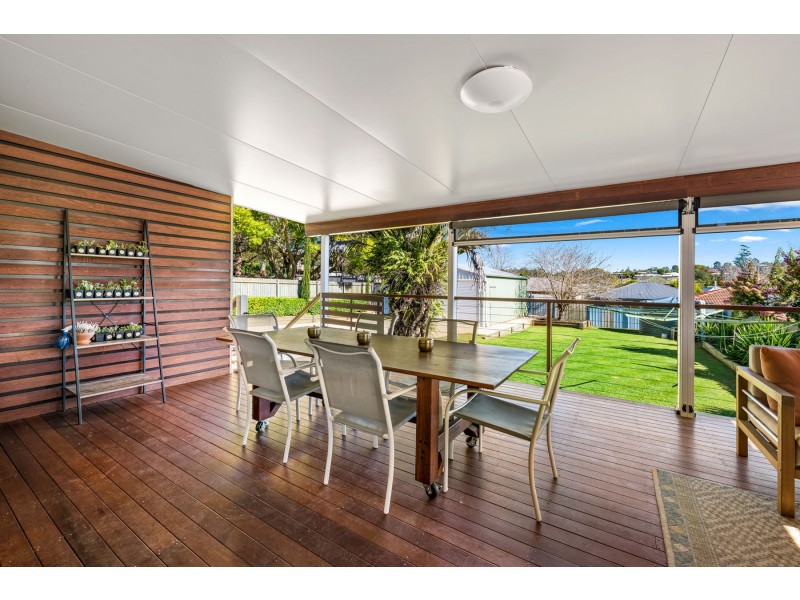 1A Gladstone Street, Newtown QLD 4350
