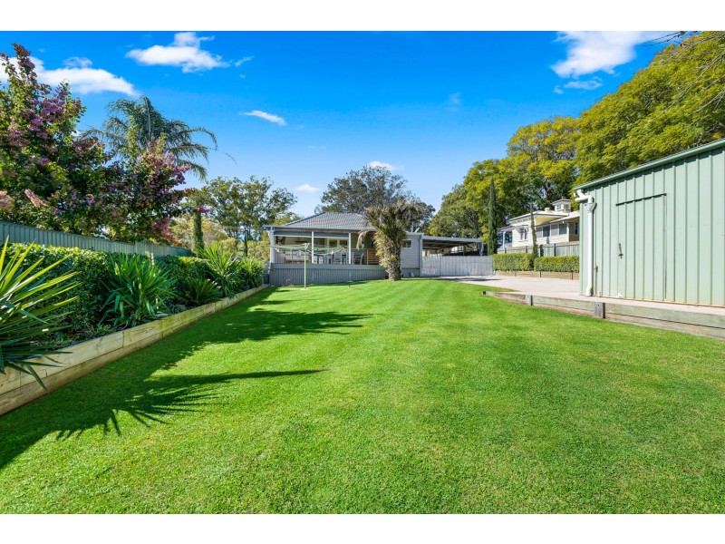 1A Gladstone Street, Newtown QLD 4350