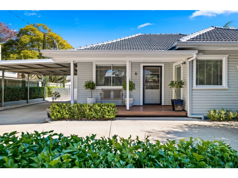 1A Gladstone Street, Newtown QLD 4350