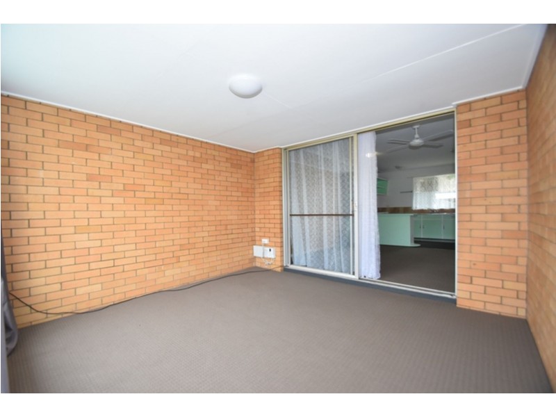1/20 Glendower Street, Mount Lofty QLD 4350