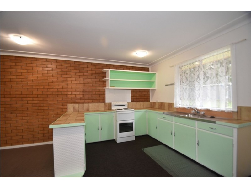 1/20 Glendower Street, Mount Lofty QLD 4350