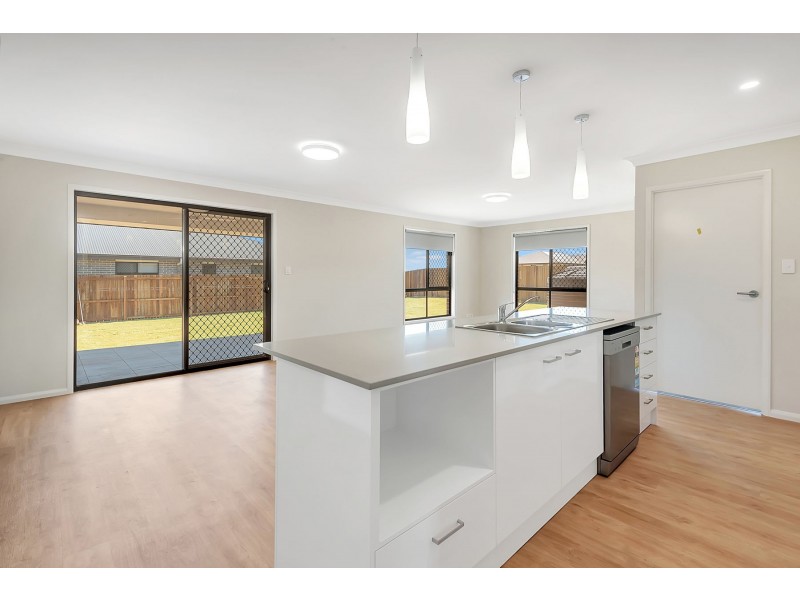 73 Magpie Drive, Cambooya QLD 4358