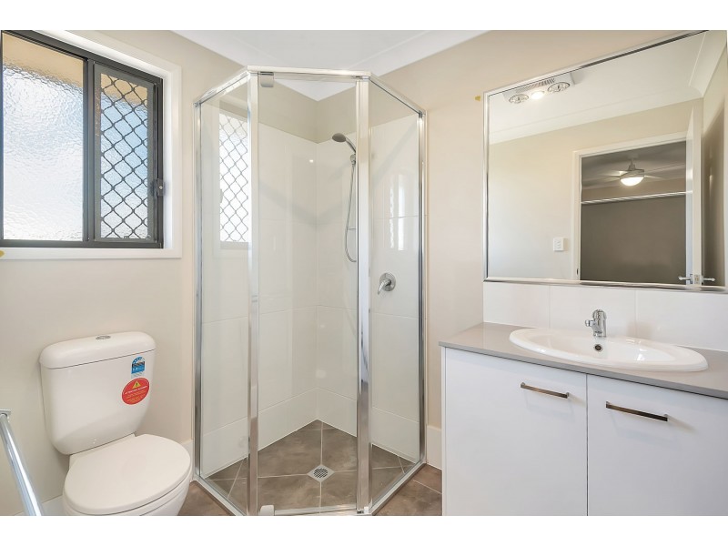 73 Magpie Drive, Cambooya QLD 4358