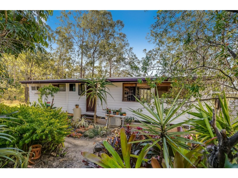 114 Larnook Street, Upper Lockyer QLD 4352