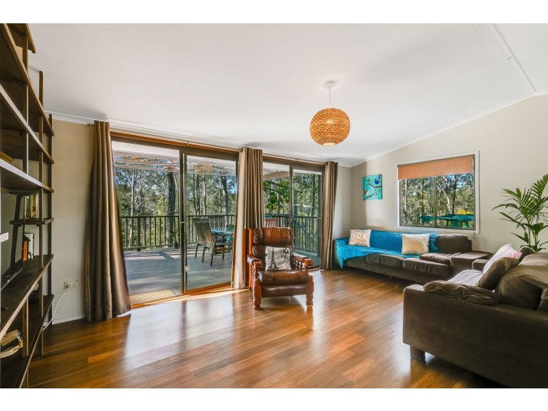 114 Larnook Street, Upper Lockyer QLD 4352