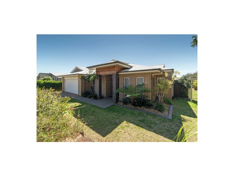 5 Tarlington  Street, Middle Ridge QLD 4350