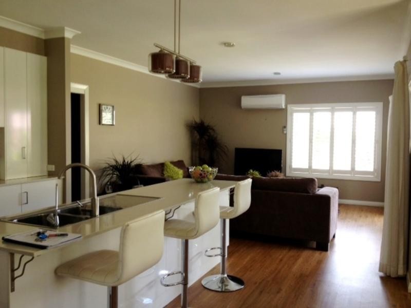 5 Tarlington  Street, Middle Ridge QLD 4350