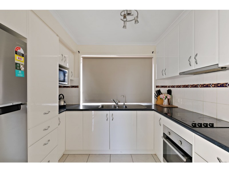 18 Blue Gum Drive, Newtown QLD 4350