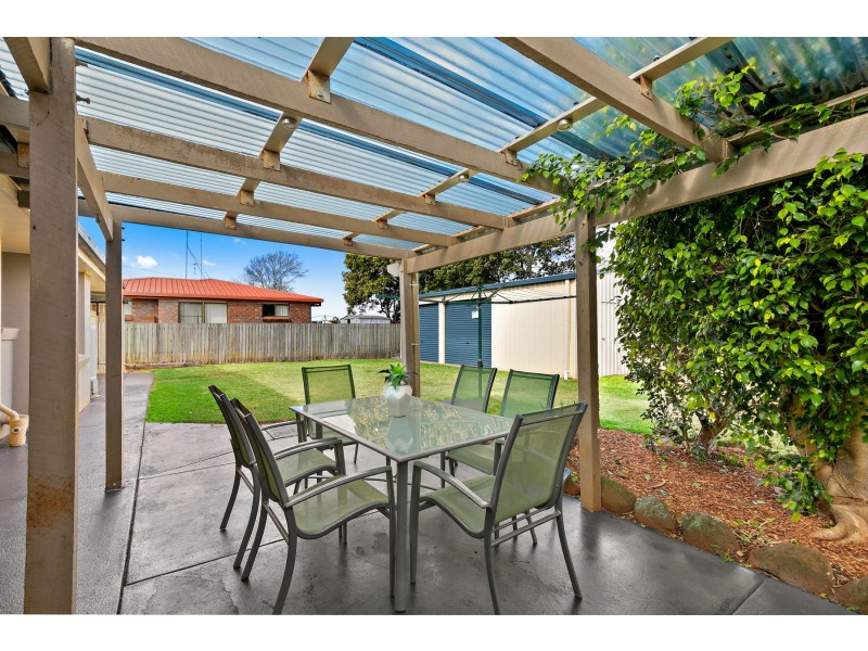 18 Blue Gum Drive, Newtown QLD 4350