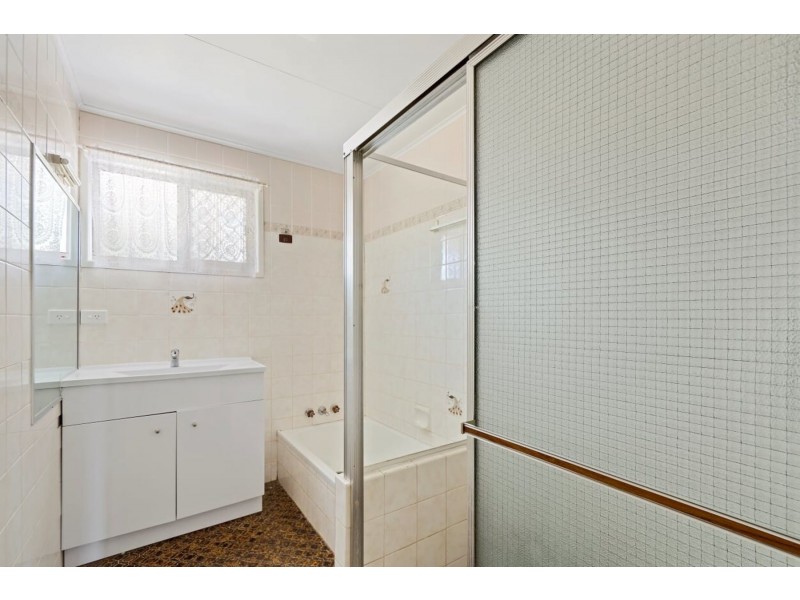 20 Bryan Street, Darling Heights QLD 4350