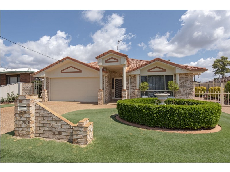 3 Brolga Crescent, Harristown QLD 4350