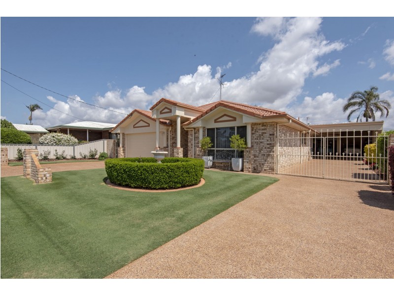 3 Brolga Crescent, Harristown QLD 4350