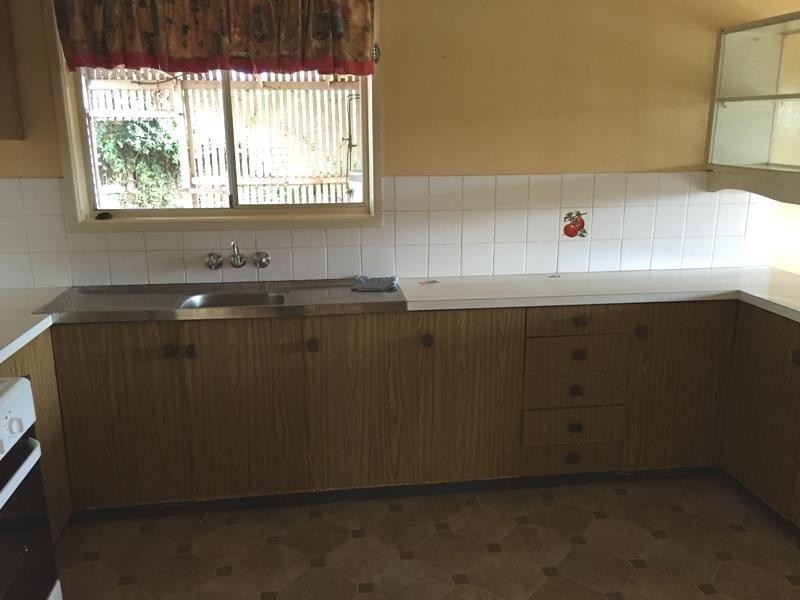 184 Tor  Street, Rockville QLD 4350