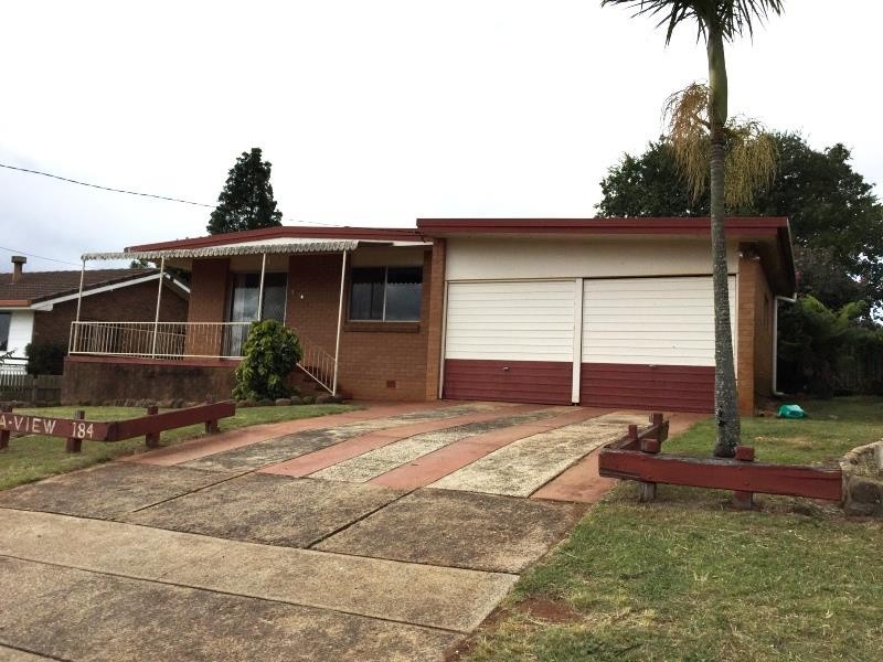 184 Tor  Street, Rockville QLD 4350