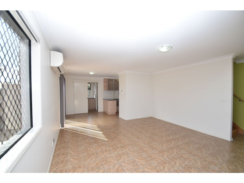 1/1 Ware Court, Darling Heights QLD 4350