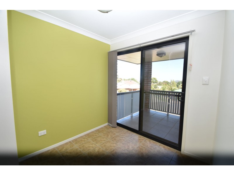 1/1 Ware Court, Darling Heights QLD 4350